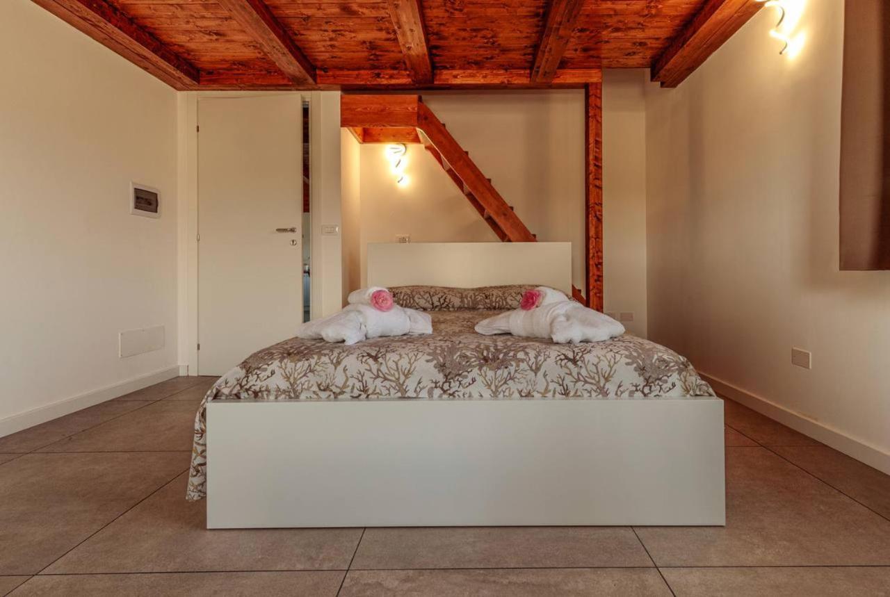 ブリアーティコ Residenza Anna Calabria Bed & Breakfast エクステリア 写真