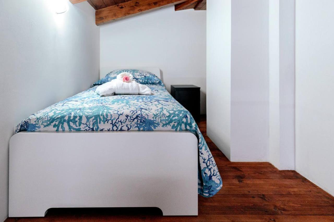 ブリアーティコ Residenza Anna Calabria Bed & Breakfast エクステリア 写真