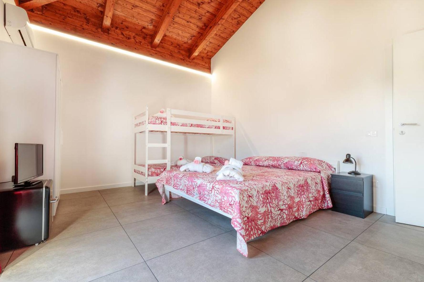 ブリアーティコ Residenza Anna Calabria Bed & Breakfast エクステリア 写真